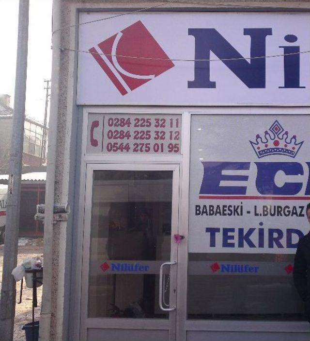 Edirne Belediyesi Bazı Otob&uuml;s Firmalarının Yazıhanesini M&uuml;h&uuml;rledi 2