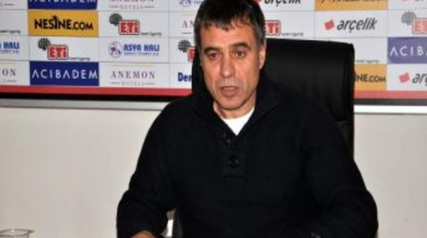 Ersun Yanal: &ldquo;batuhan&rsquo;ı Bu Takımda G&ouml;rmek İstemiyorum&rdquo;