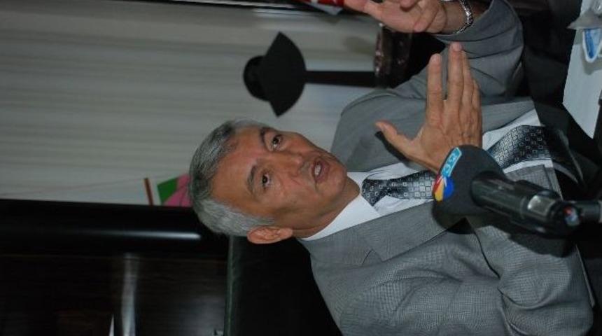 Isparta Belediye Başkanı'ndan Yerel Y&ouml;netimlere Yapılan Operasyon A&ccedil;ıklaması :