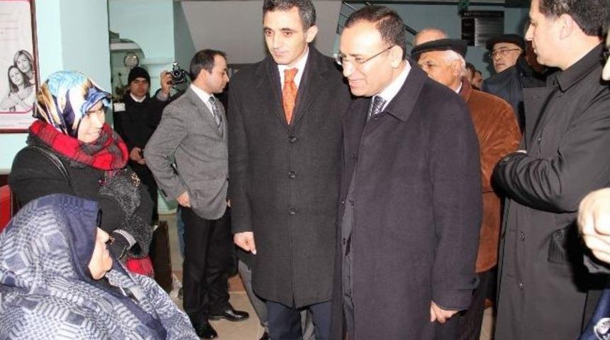 Yozgat Bozok &Uuml;niversitesi Tıp Fak&uuml;ltesi Hastanesi Kardiyoloji Yoğun Bakım Ve Koroner Anjiyografi &Uuml;nitesi Hizmete A&ccedil;ıldı