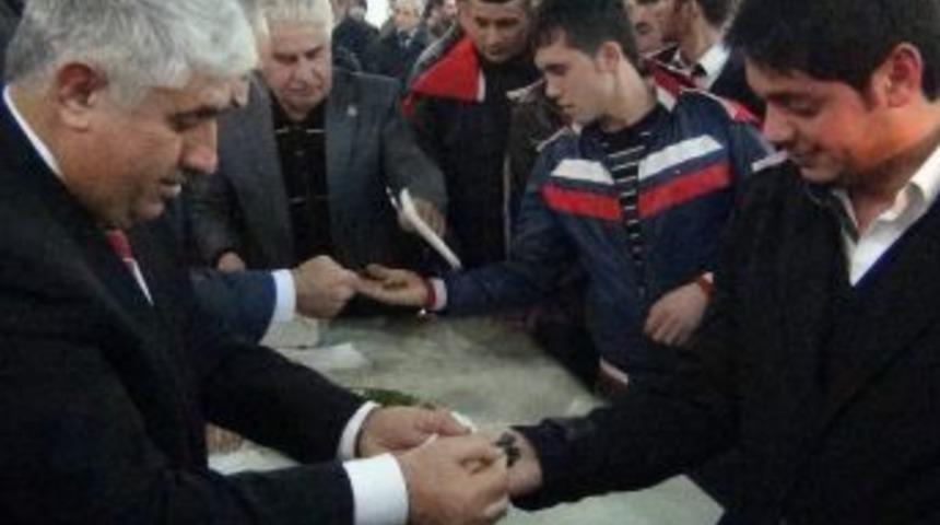 Sorgun'da Asker Adaylarına Kına Gecesi D&uuml;zenlendi