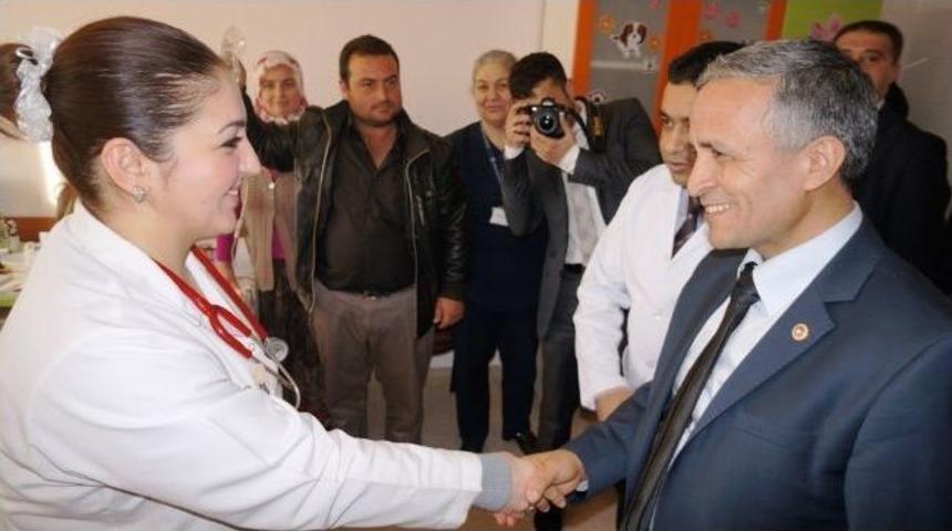 Ak Parti'li Yurttaş Sarıg&ouml;l Devlet Hastanesi&rsquo;ni Ziyaret Etti