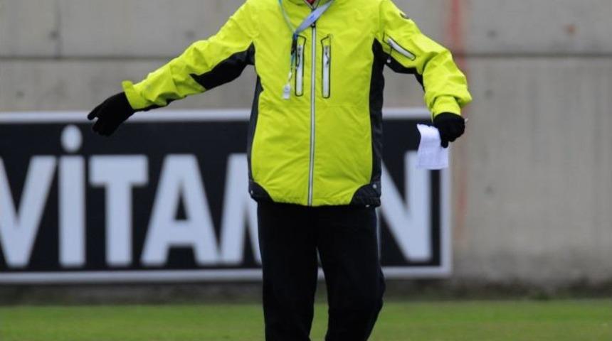 Hikmet Karaman: Bursaspor&rsquo;lu Hi&ccedil;bir Idareciden Bana Bir Teklif Gelmedi