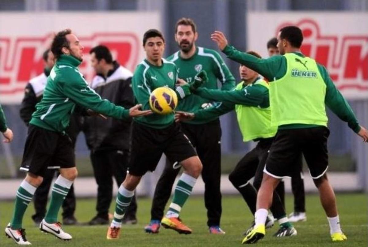 Bursaspor'da Neşeli Antrenman