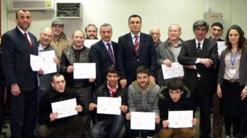 İlk Sertifikalar Cemaate Verildi