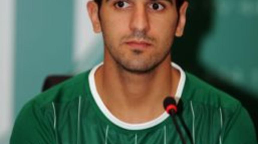 T&uuml;rk Stat&uuml;s&uuml;nde Oynayacak Aziz Behich 3,5 Yıllığına Bursaspor&rsquo;da