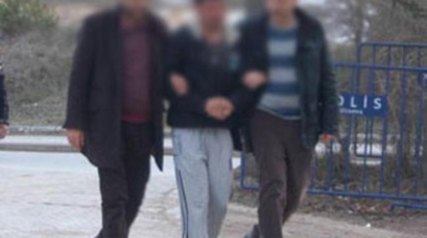 Annesini d&ouml;ven dayısını &ouml;ld&uuml;rd&uuml;