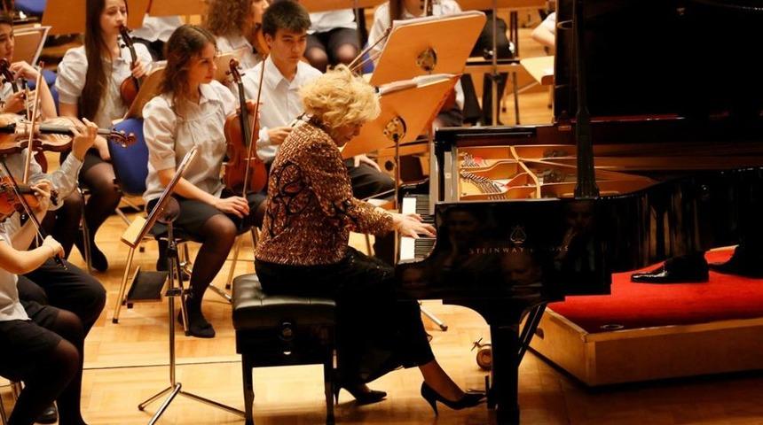 &Ccedil;ocuk Senfoni Orkestrası Ankaralılarla Buluştu