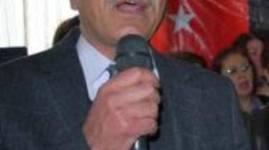 CHP &Ccedil;ukurova'ya Vahap &Ccedil;olak aday oldu