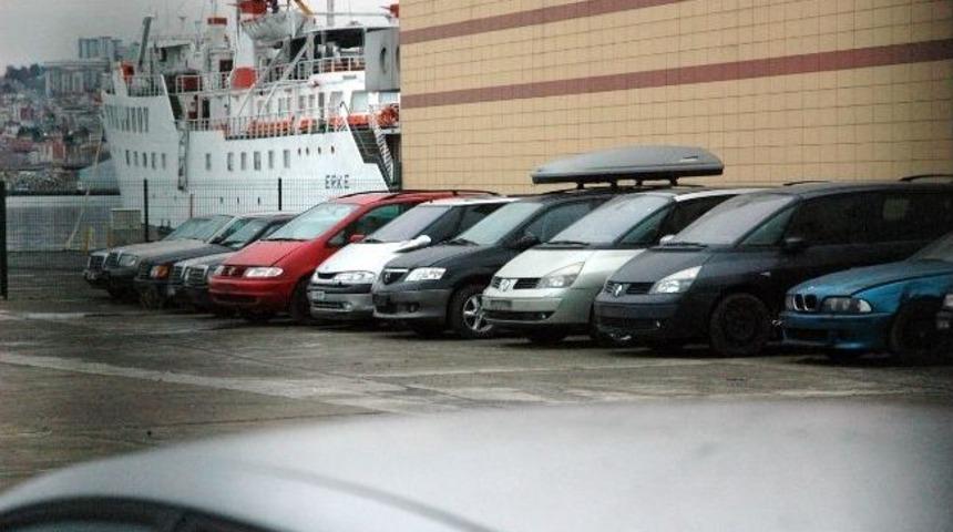 G&uuml;mr&uuml;kte Otomobil İhalesi