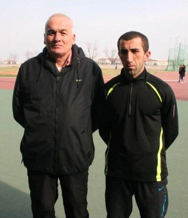 Olimpiyatlara Gitmeye Hak Kazandı, Gidemedi, Altınlarını İstiyor 1