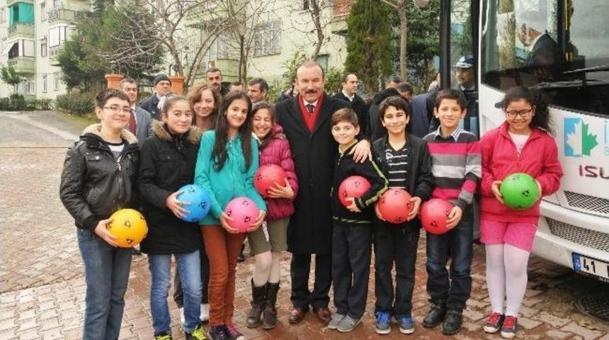 Başkan Doğan Mahalle Gezilerini S&uuml;rd&uuml;r&uuml;yor