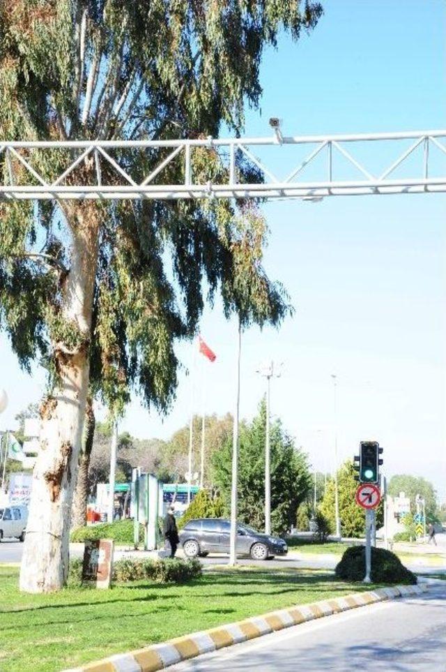 Bal&ccedil;ova&rsquo;da Her Saniye Kayıt Altında 1