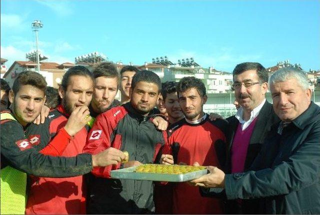 Manavgat Belediyespor Yeşilova’ya Hazırlanıyor