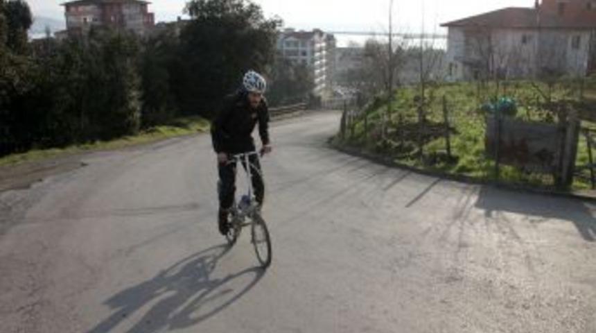 Beş Farklı Bisikletiyle T&uuml;rkiye&rsquo;yi Geziyor