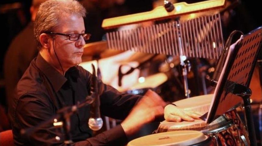 K&uuml;&ccedil;&uuml;k&ccedil;ekmece&rsquo;de Modern T&uuml;rk Halk M&uuml;ziği Ziyafeti