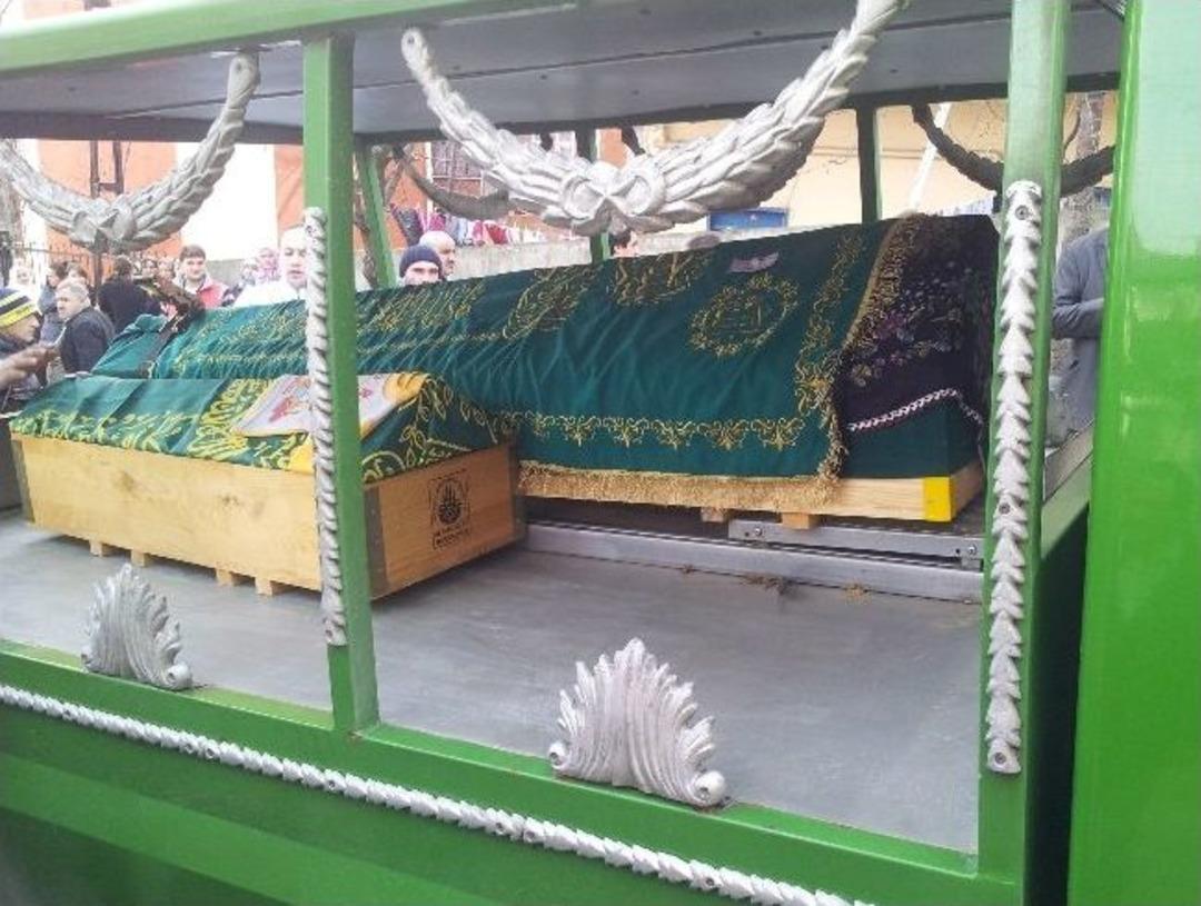 (&ouml;zel Haber) Sobadan Zehirlenen Babaanne Ve Torunu Toprağa Verildi