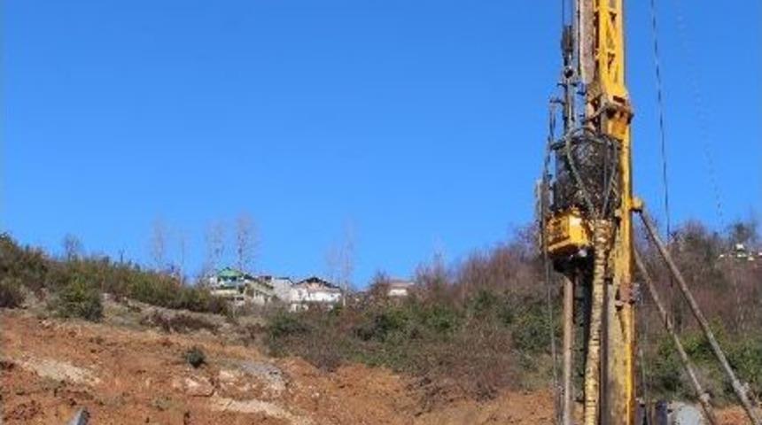 Alabaş, Mta Sondaj Kampını Ziyaret Etti