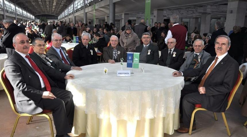 Merinos Fabrikasının Emektar Çalışanları Buluştu