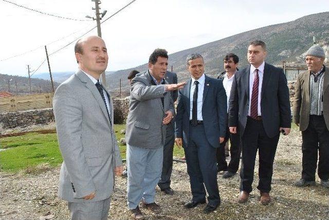 Ak Parti Milletvekili Yurttaş, Selendi K&ouml;ylerini Ziyaret Etti 1