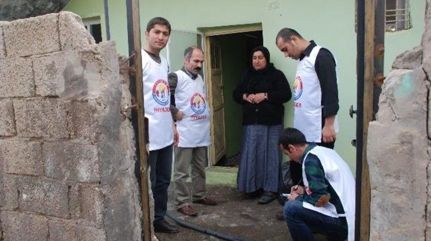 İhyader&rsquo;den Fakir Ailelere Gıda Yardımı