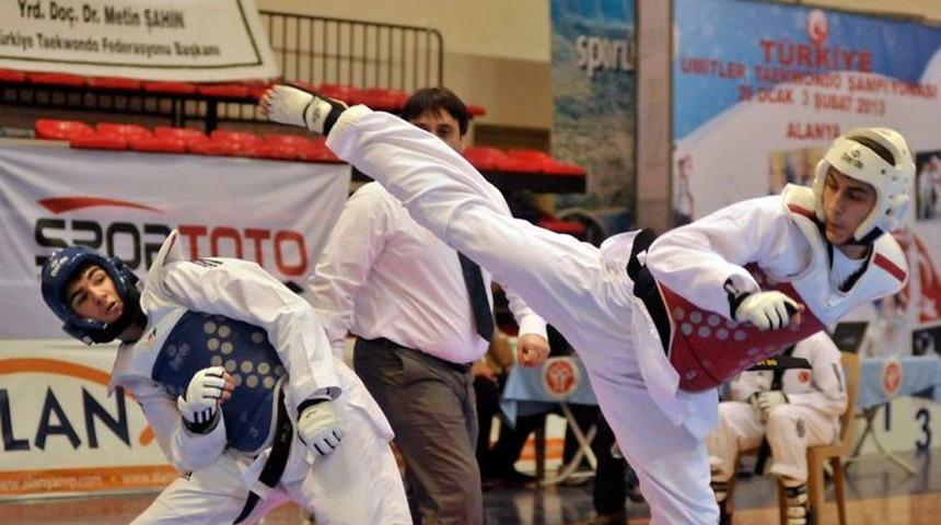 &Uuml;mitler Tekvando Şampiyonası 5.&rsquo;nci G&uuml;nde Birinciler Ankara Ve Tekirdağ&rsquo;dan