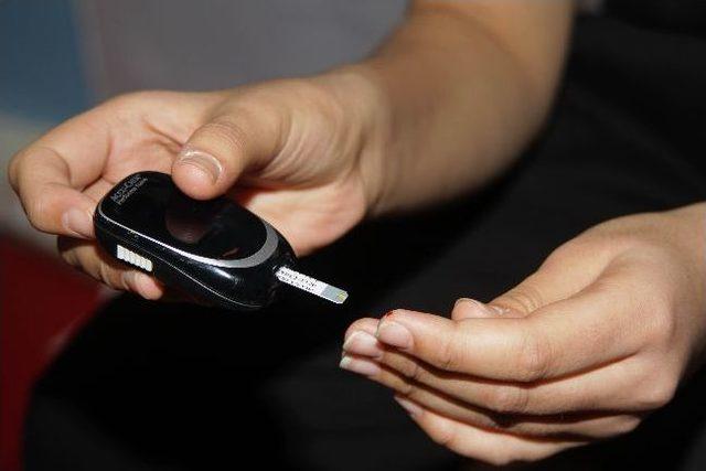 Şeker &Ccedil;ocuklar Voleybolla G&uuml;&ccedil;leniyor, Diyabetle Barışıyor 1