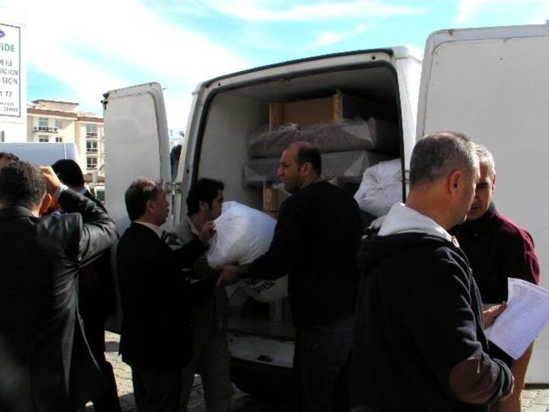 Demre&rsquo;ye Sel Yardımı