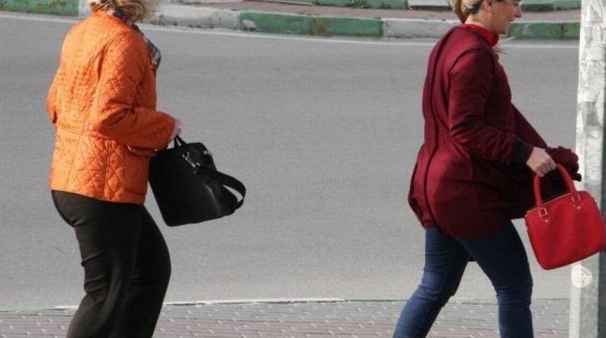 Lodos Hayatı Olumsuz Etkiliyor