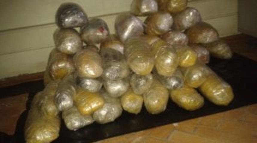 Benzin Deposundan Esrar &Ccedil;ıktı