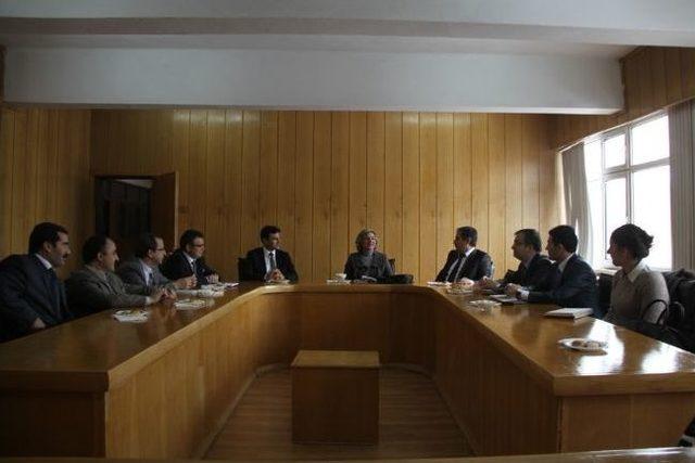 Ağrı&rsquo;da &lsquo;g&ouml;n&uuml;l El&ccedil;ileri Projesi&rsquo; Devam Ediyor 1