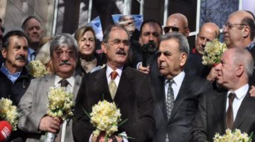 CHP&rsquo;li 50 Belediye Başkanı: Hesap Vermekten Korkmuyoruz