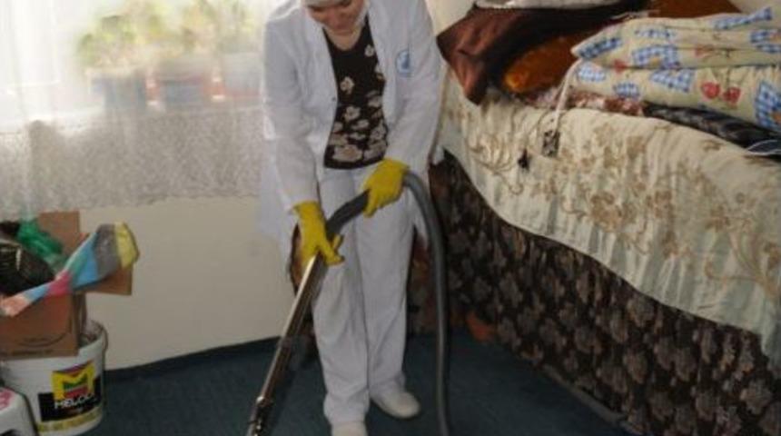 &Ccedil;orum'da, 65 Yaş Ve &Uuml;zeri Vatandaşların Temizliği Belediyeye Ait