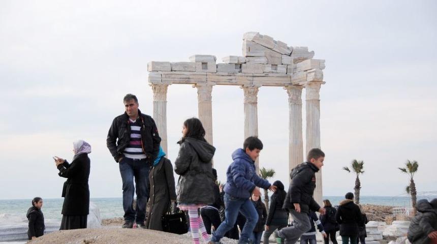 Manavgat'ta Gen&ccedil;ler Tarihle Buluşuyor