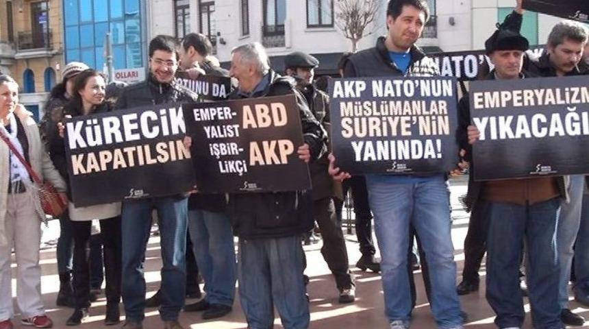 İsrail&rsquo;in Suriye Saldırısı Taksim&rsquo;de Protesto Edildi