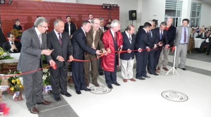 &Ouml;demiş&rsquo;in Yeni Nikah Ve D&uuml;ğ&uuml;n Salonu, İlk D&uuml;ğ&uuml;nle Hizmete Girdi