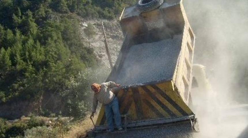 Aydın &Ouml;zel İdaresi 2012 Yılında Bin 386 Projeyi Tamamladı