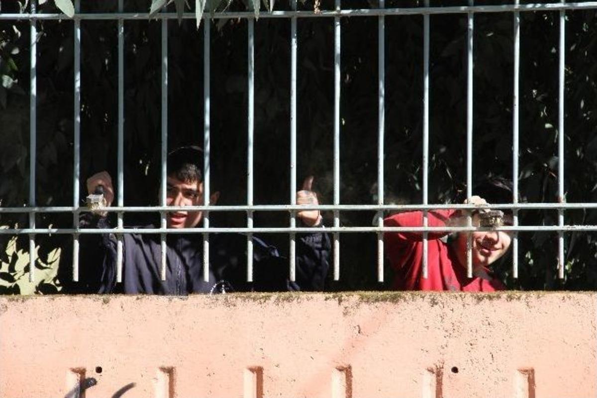 Stajda &Ouml;ğrencilerin Boya Yaptığı İddiası