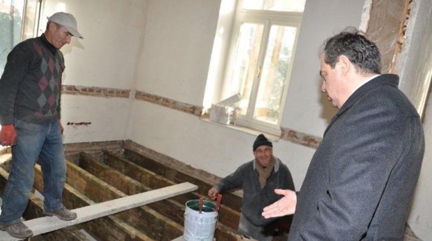 Restorasyon Tam Gaz Devam Ediyor