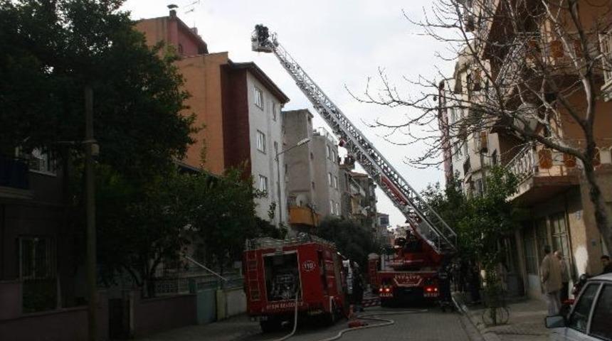 Aydın&rsquo;da &Ccedil;atı Yangını