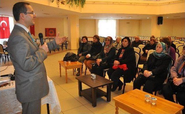 Gölbaşılı Kadınlara ‘saygılı Ol Saygı Gör’ Semineri 1