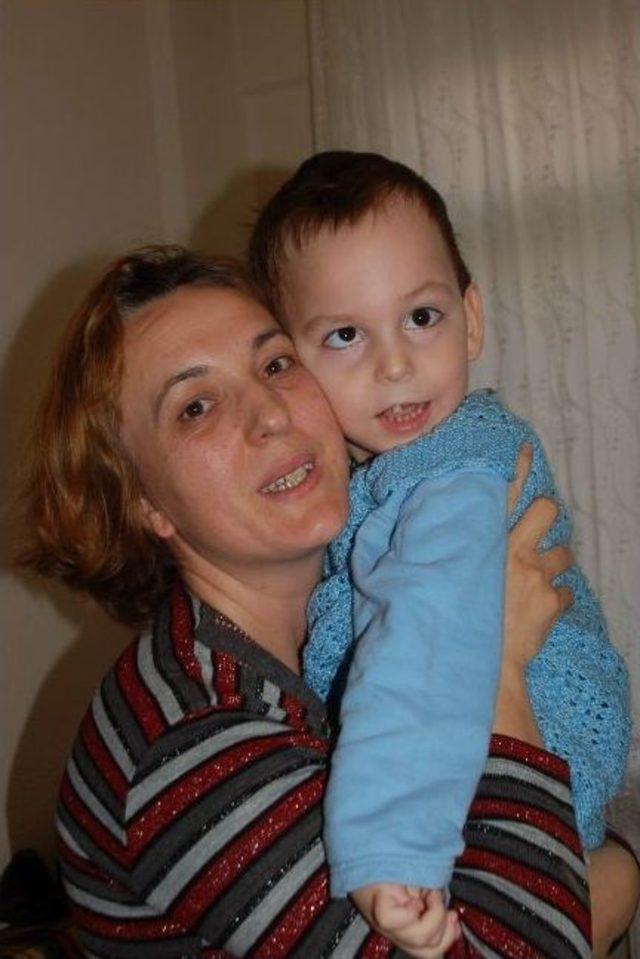 İş&ccedil;i Maaşı Y&uuml;ksek Geldiği İ&ccedil;in &Ccedil;ocuğuna &Ouml;z&uuml;rl&uuml; Maaşı Alamıyor...(&ouml;zel Haber) 1