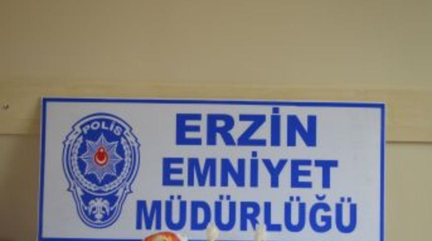 Erzin'de Uyuşturcu Ticareti Yapan Karı Koca G&ouml;zaltına Alındı