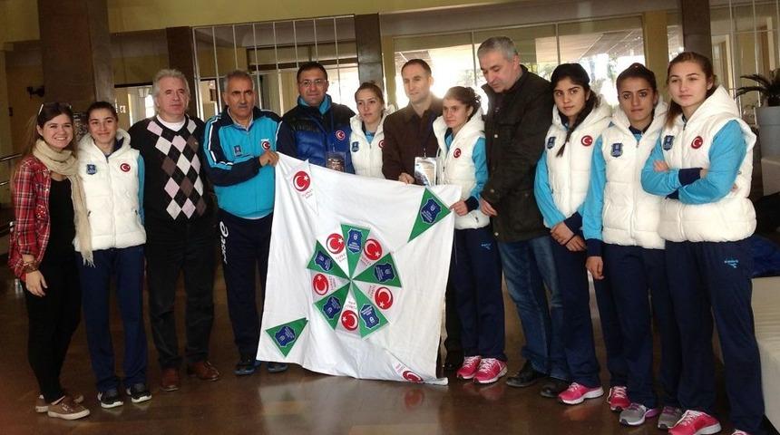 Kul&uuml;pler Kupası Kros Yarışmaları&rsquo;nda Bursa 2. Oldu