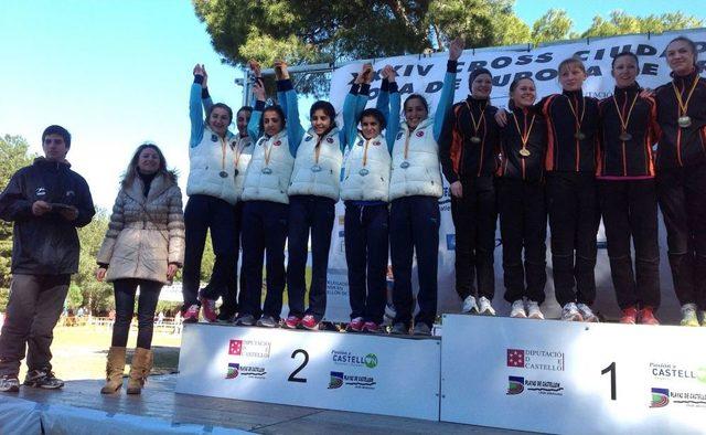 Kul&uuml;pler Kupası Kros Yarışmaları&rsquo;nda Bursa 2. Oldu 2