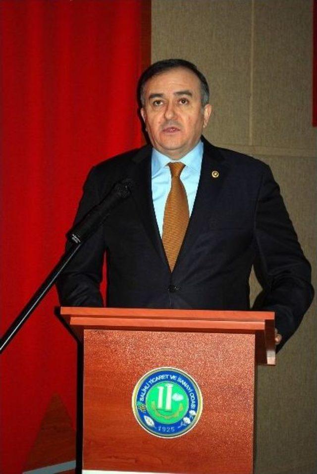 Salihli&rsquo;de B&uuml;y&uuml;kşehir Ve Vergi Konulu Sempozyum D&uuml;zenlendi 1