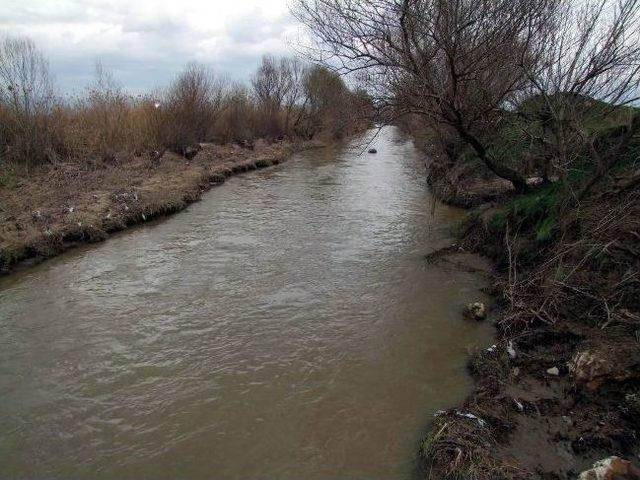 Manisa Milletvekili Yurttaş, Çöken Köprüyü İnceledi