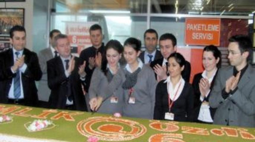 Gemlik &Ouml;zdilek 6 Yaşına Girdi