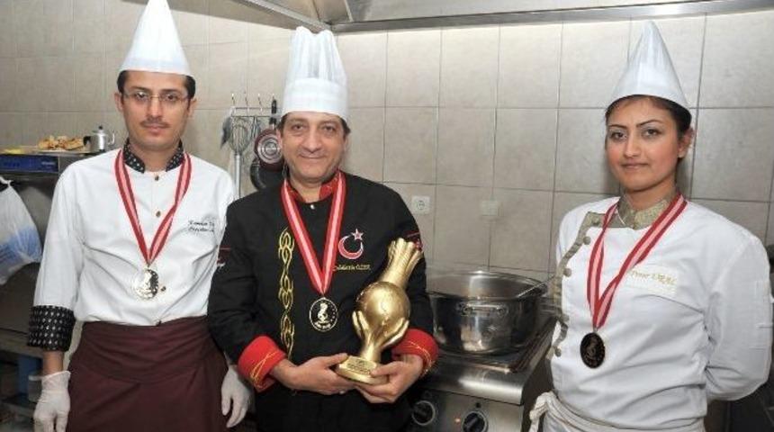 Akmek&rsquo;ten Uluslararası Başarı