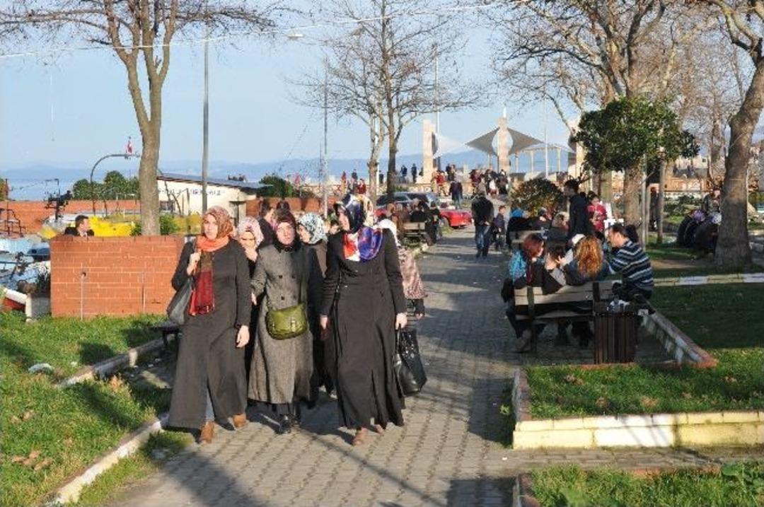 Ak&ccedil;akoca Hafta Sonu Cıvıl Cıvıl Oldu